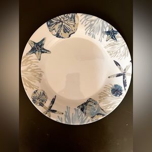 Set: New 4 Melamine plates 4 w/ four beach towels